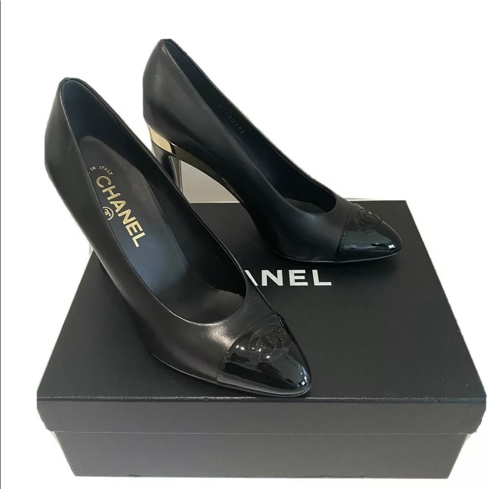 Brand new black Chanel heel pumps NIB size 7 37.5